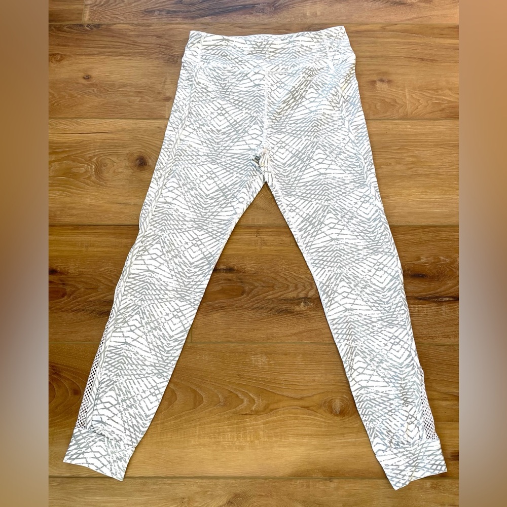 Sam Edelman‎ White and Gray Geometric Leggings